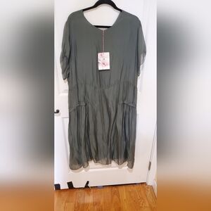 Green Ruched Midi Sundress with Scoop Neck